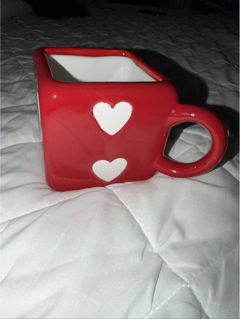 Dice ceramic Valentine's Day Red w/White Hearts Coffee Mug Cup